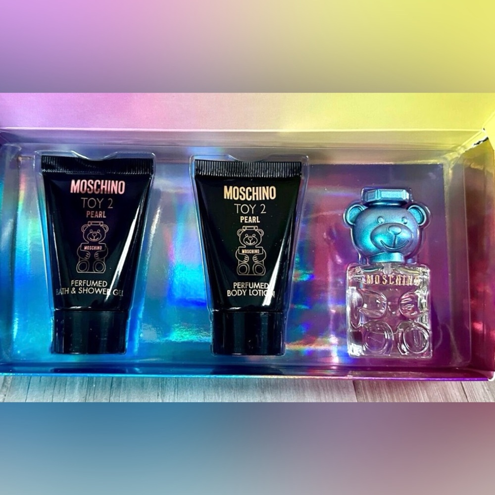 Moschino Toy 2 Pearl 3 PIECE Women's Set: Parfum, Lotion, Shower Gel - NIB
